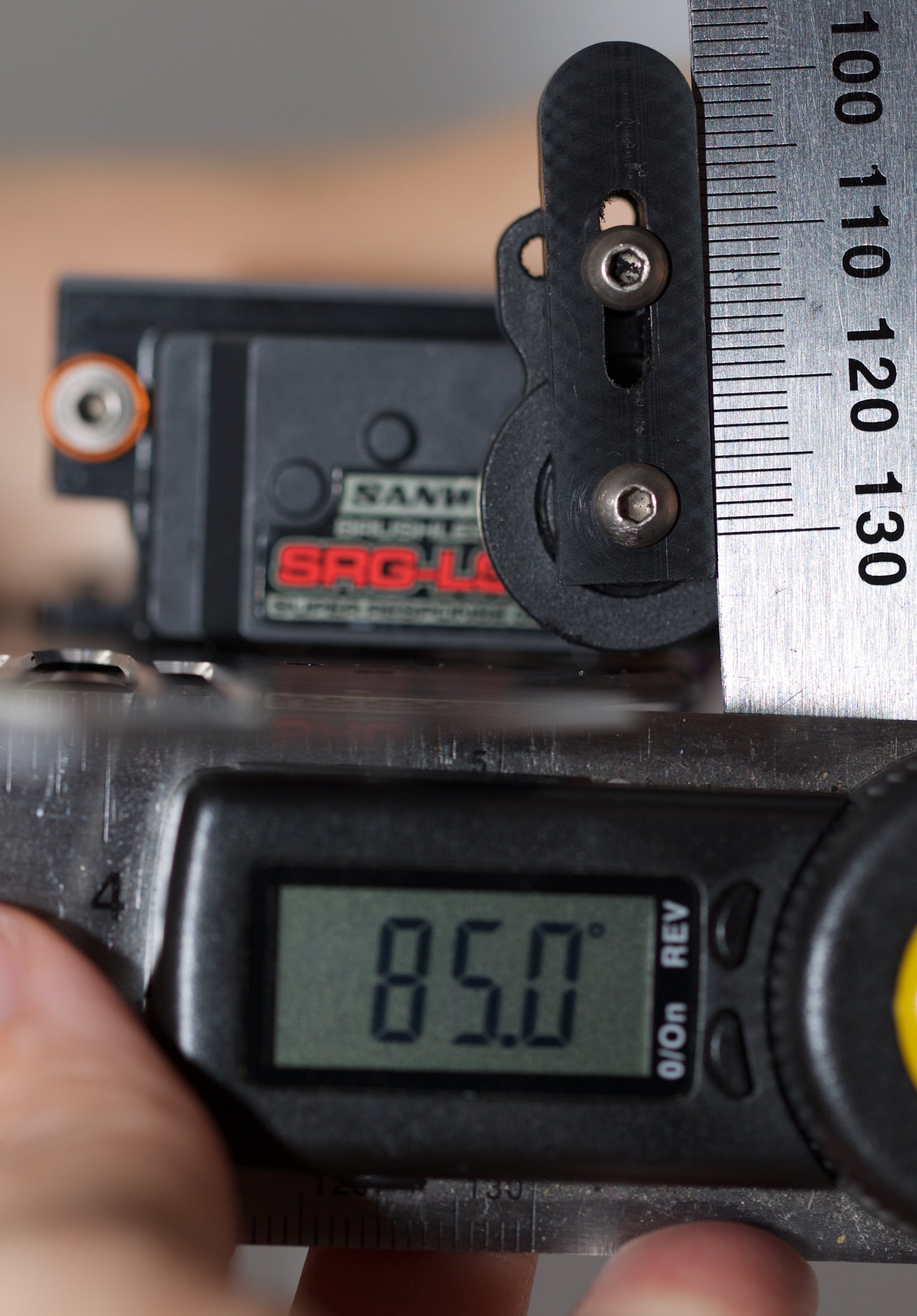 1/8 and 1/10 Servo Straight Edge - West Coast R/C Works