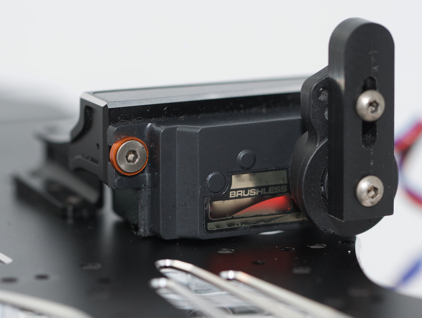 1/8 and 1/10 Servo Straight Edge - West Coast R/C Works